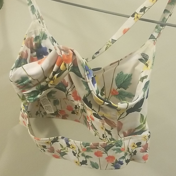 Sports bra - Picture 2 of 3